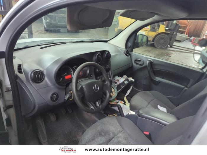 Mercedes Citan 1.5 108 CDI Samochód złomowany (2016, Granit)