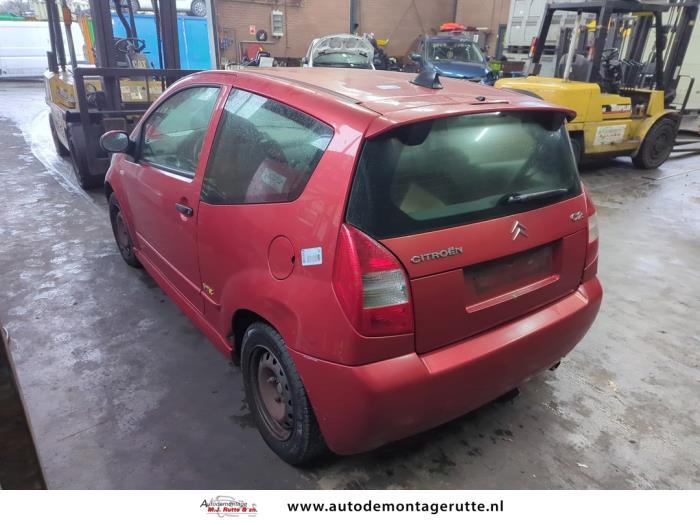 Citroen C2 1.6 16V VTR Skrotfordon (2007, ROOD)