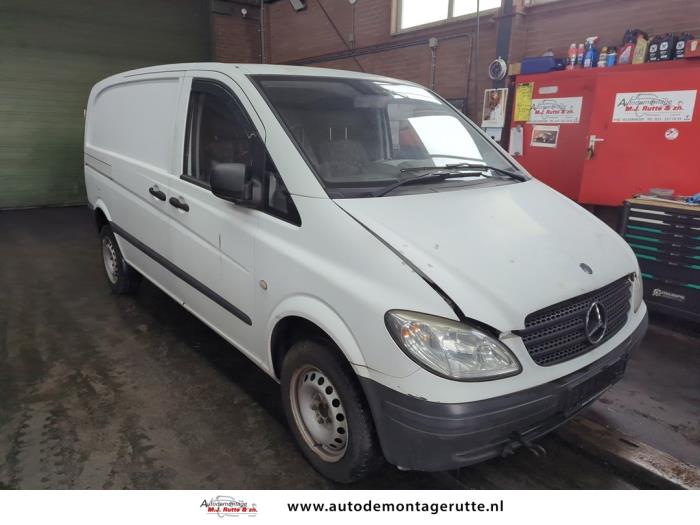 Mercedes Vito 2.2 109 CDI 16V Sloopvoertuig (2010, Graniet)
