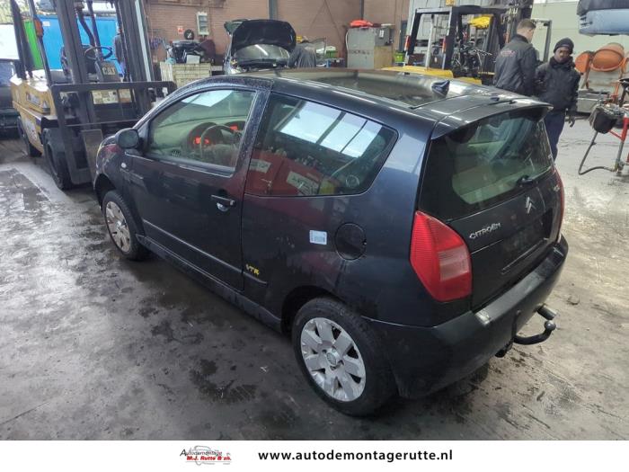 Citroen C2 1.4 Samochód złomowany (2004, Czarny)