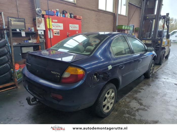 Chrysler Neon II 2.0 16V LE,SE,CS,Sport Samochód złomowany (2002, Niebieski)
