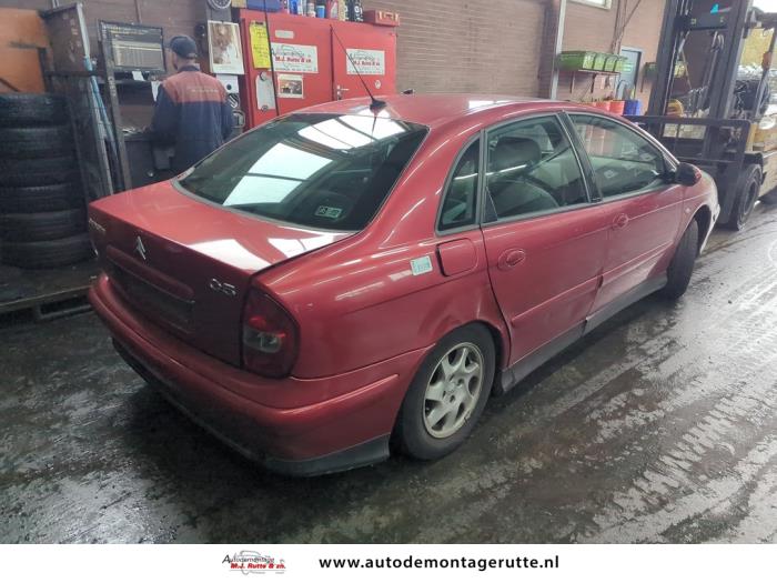 Renault Clio II 1.2 Sloopvoertuig (2000, Rood)
