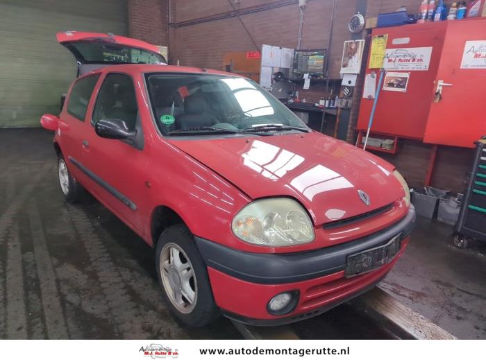 Renault Clio II 1.2 Sloopvoertuig (2000, Rood)