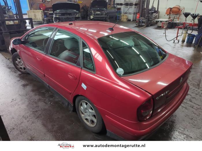 Renault Clio II 1.2 Sloopvoertuig (2000, Rood)