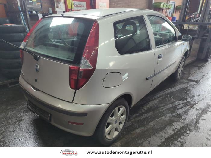 Fiat Punto II 1.2 60 S Sloopvoertuig (2005, Grijs)