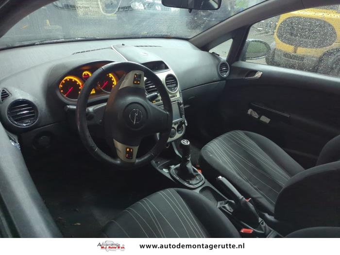 Opel Corsa D 1.2 16V Sloopvoertuig (2006, Zwart)