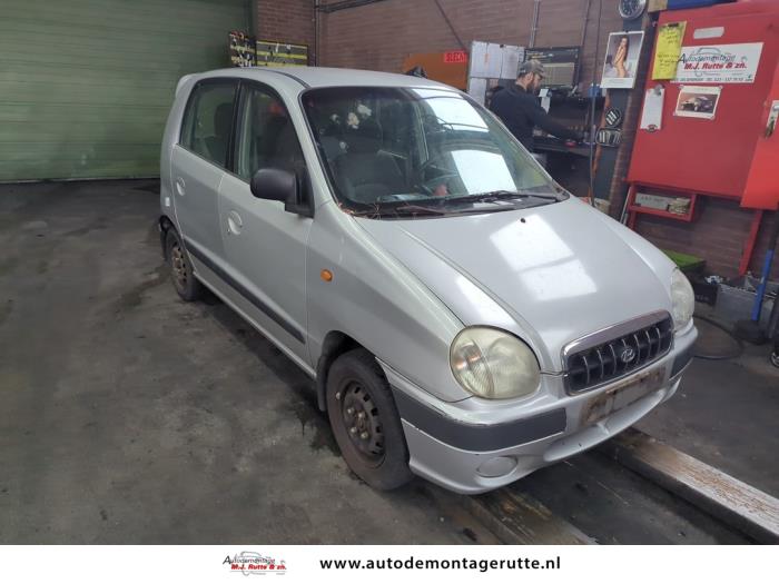 Hyundai Atos 1.0 12V Skrotfordon (2000, GRIJS)