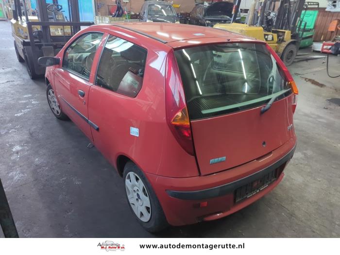 Fiat Punto II 1.2 60 S Sloopvoertuig (2003, Rood)