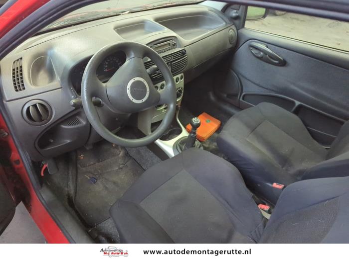Fiat Punto II 1.2 60 S Sloopvoertuig (2003, Rood)