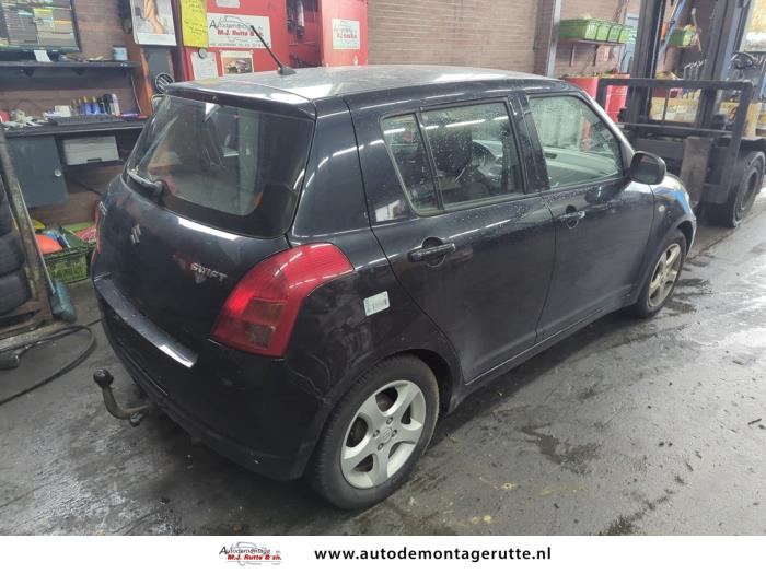 Suzuki Swift 1.3 VVT 16V Sloopvoertuig (2007, Zwart)