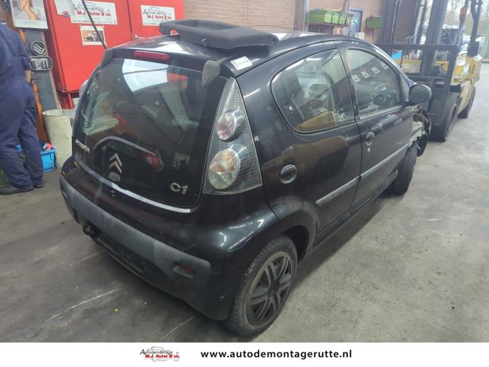 Citroen C1 1.0 12V Skrotfordon (2010, ZWART)