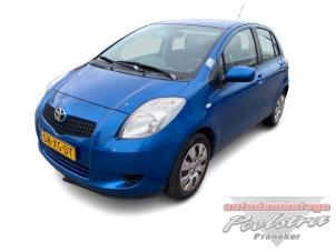 Toyota Yaris II 1.3 16V VVT-i  (Sloop)