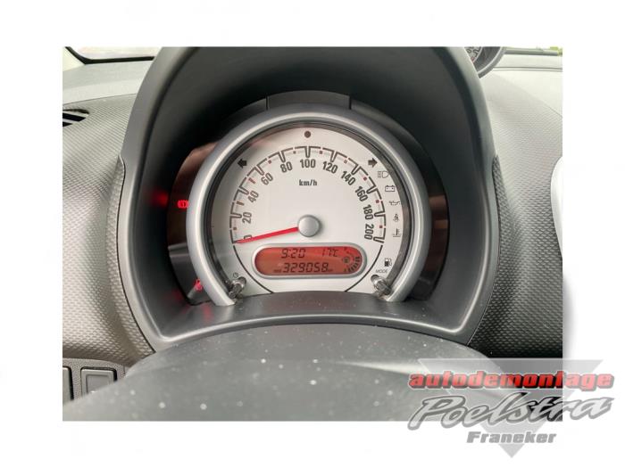 Opel Agila 1.0 12V Sloopvoertuig (2012, Metallic, Grijs)