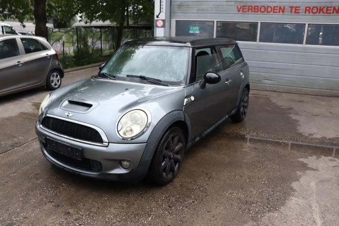Mini Clubman 1.6 16V Cooper S Skrotfordon (2007, GRIJS)