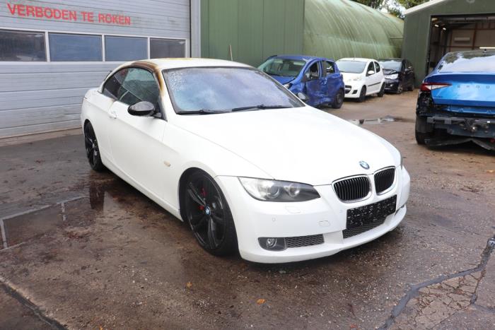 BMW 3 serie 335i 24V Skrotfordon (2007, WIT)