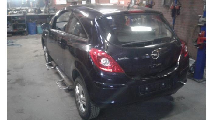 Opel Corsa D 1.2 16V Skrotfordon (2010, ZWART)