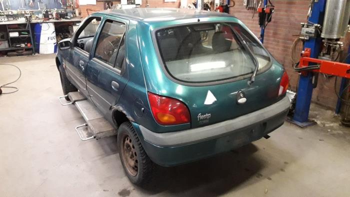 Ford Fiesta Sloopvoertuig (2001, Groen)