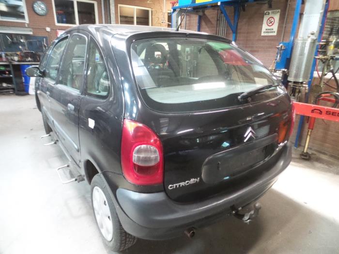 Citroen Xsara Picasso 1.8 16V Sloopvoertuig (2002, Zwart)