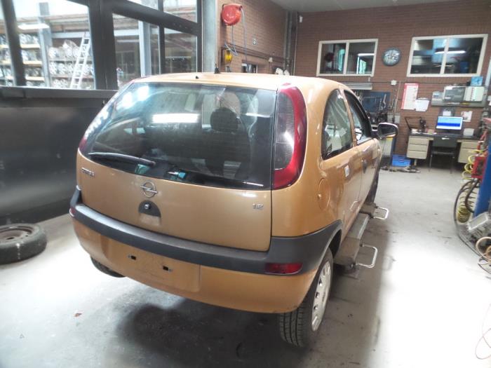 Opel Corsa C 1.2 16V Sloopvoertuig (2003, Geel)