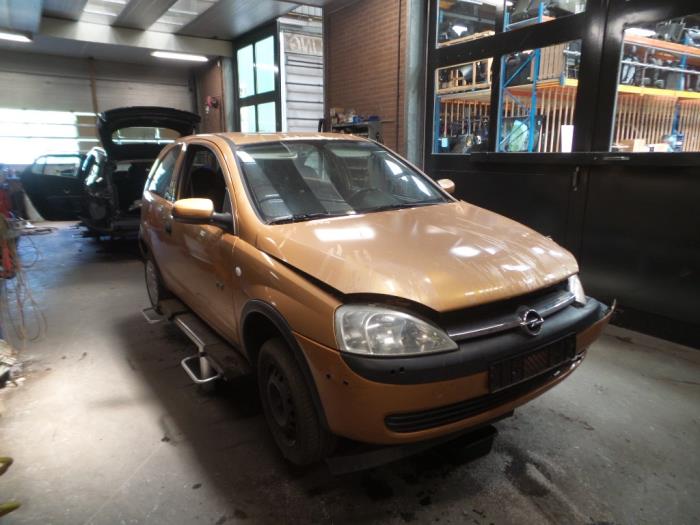 Opel Corsa C 1.2 16V Sloopvoertuig (2003, Geel)