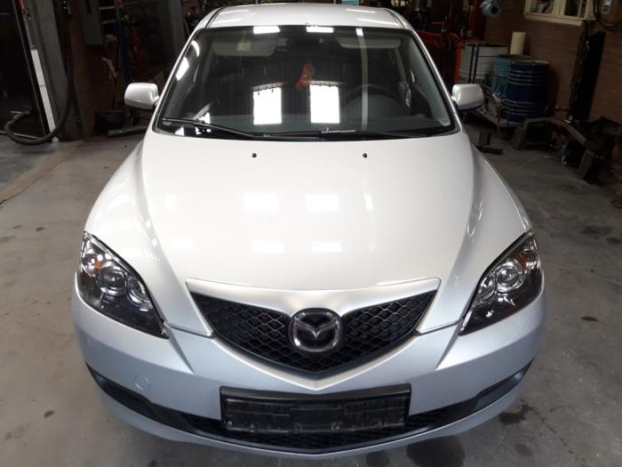 Mazda 3 Sport 1.3i 16V Skrotfordon (2008, GRIJS)