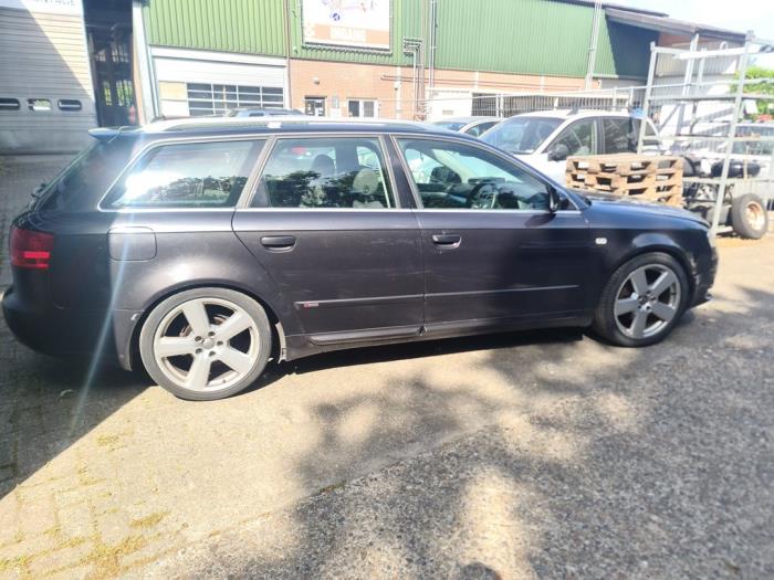 Audi A4 Avant 2.0 TDI 16V Sloopvoertuig (2007, Grijs)