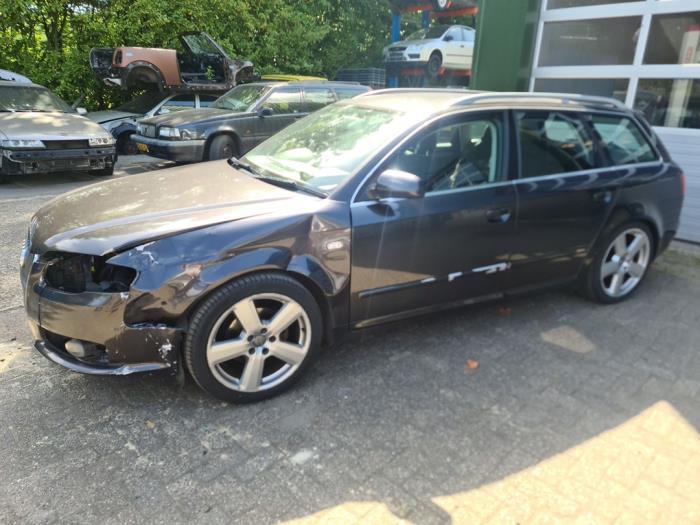 Audi A4 Avant 2.0 TDI 16V Sloopvoertuig (2007, Grijs)