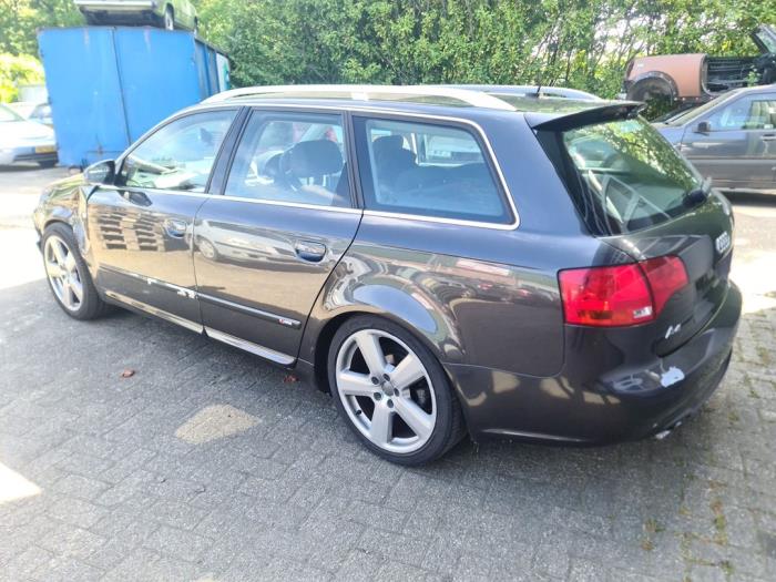 Audi A4 Avant 2.0 TDI 16V Sloopvoertuig (2007, Grijs)