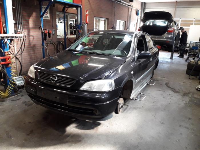 Opel Astra G 1.7 DTI 16V Eco4 Sloopvoertuig (2002, Zwart)