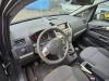 Opel Zafira 2.2 16V Direct Ecotec Skrotfordon (2008, GRIJS)