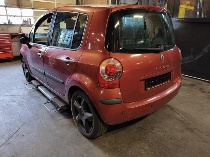 Renault Modus/Grand Modus 1.6 16V Skrotfordon (2005, ROOD)
