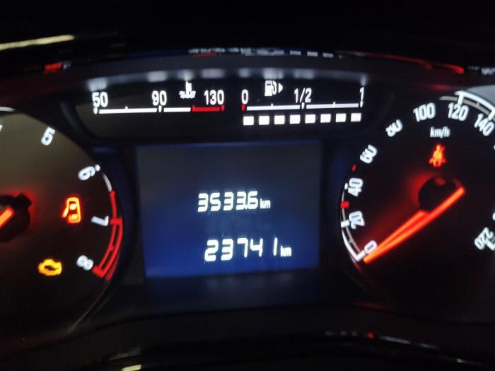 Opel Karl 1.0 12V Skrotfordon (2015, ZWART)