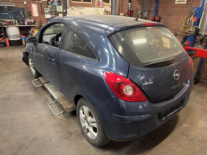 Opel Corsa D 1.2 16V Skrotfordon (2011, BLAUW)