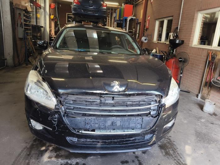 Peugeot 508 1.6 THP 16V Samochód złomowany (2012, Czarny)