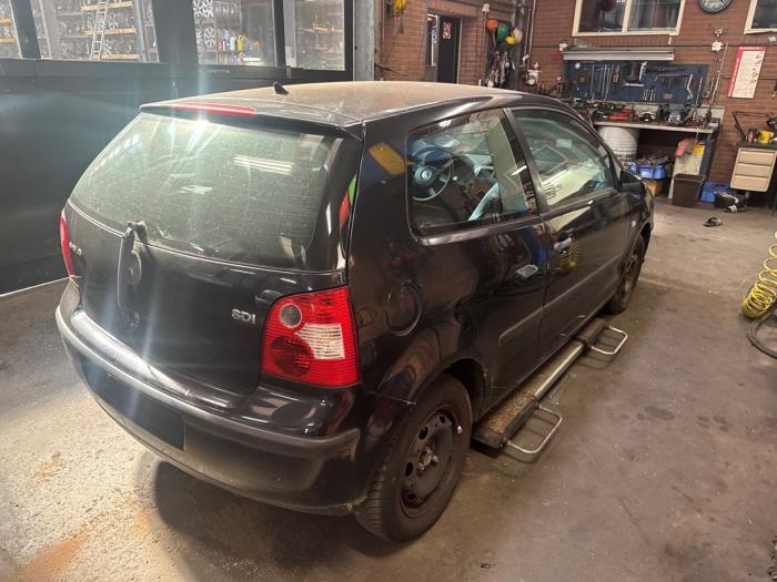 Volkswagen Polo IV 1.9 SDI Sloopvoertuig (2003, Zwart)
