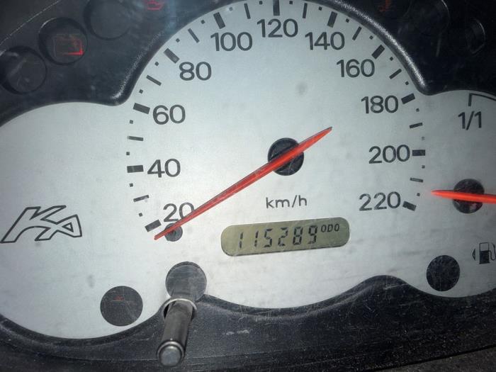 Ford Ka I 1.3i Sloopvoertuig (2004, Rood)