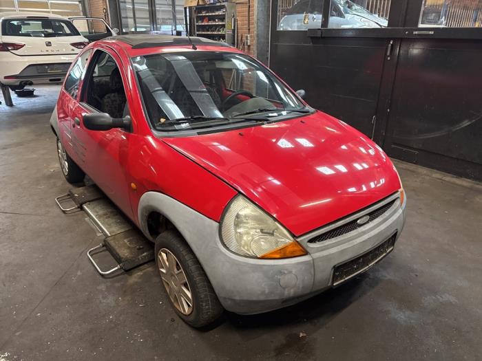 Ford Ka I 1.3i Sloopvoertuig (2004, Rood)