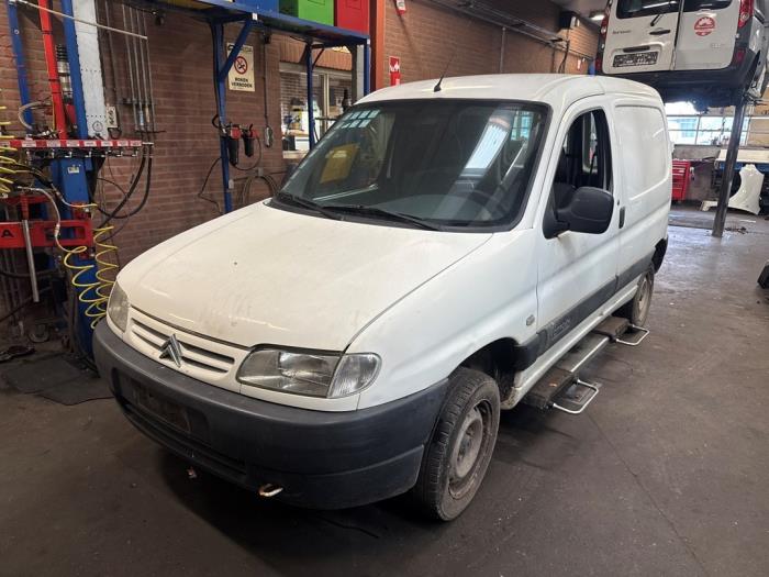 Citroen Berlingo 1.9 Di Skrotfordon (2001, WIT)
