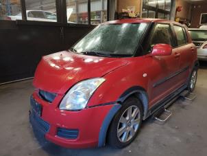 Suzuki Swift 1.3 VVT 16V  (Salvage)