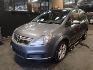 Opel Zafira 1.9 CDTI  (Salvage)