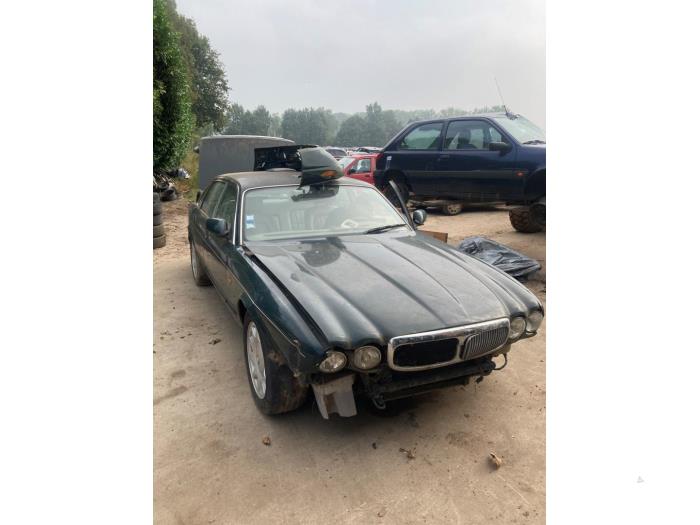 Jaguar XJ8 4.0 V8 32V Sloopvoertuig (1997, Groen)