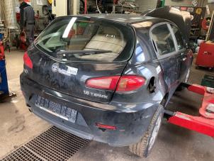 Alfa Romeo 147 1.6 Twin Spark 16V  (Sloop)