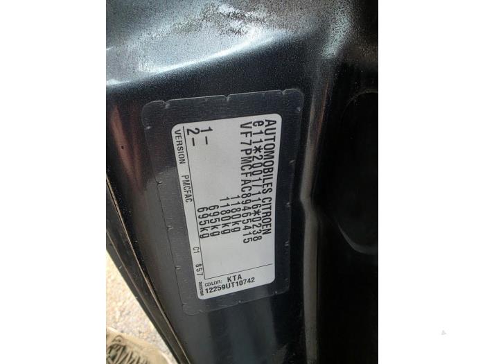 Citroen C1 1.0 12V Samochód złomowany (2010, Szary)