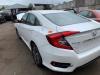 Honda Civic Samochód złomowany (2017, Bialy)