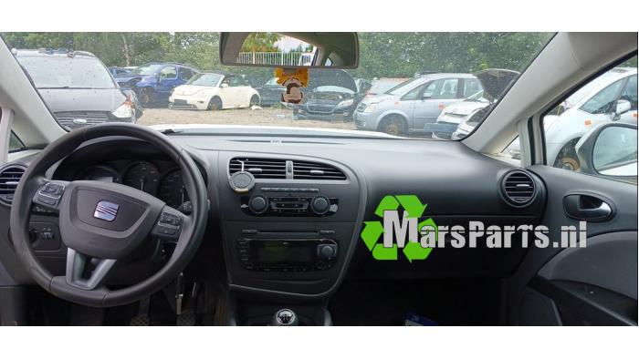 Seat Leon Skrotfordon (2010)