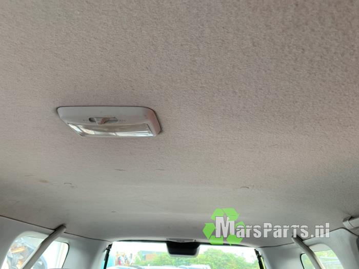 Honda CR-V 2.0i 16V VTEC Skrotfordon (2000, GROEN)