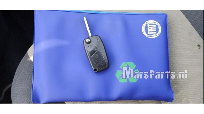 Fiat Panda 1.2 Fire Samochód złomowany (2009, Bez)