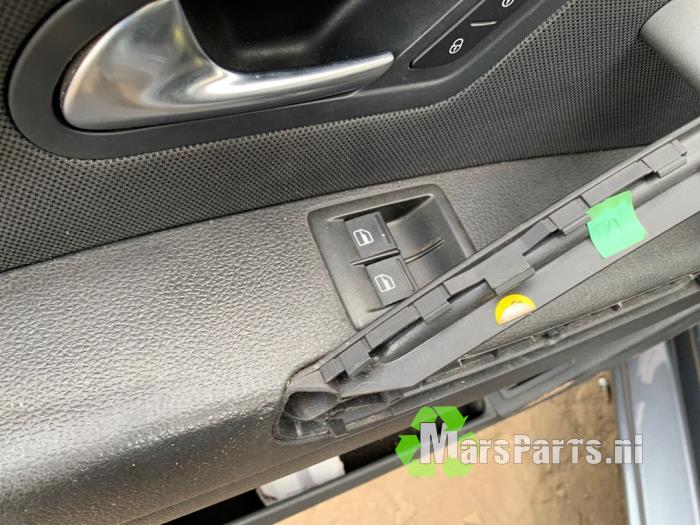 Volkswagen Scirocco 1.4 TSI 160 16V Sloopvoertuig (2009, Grijs)