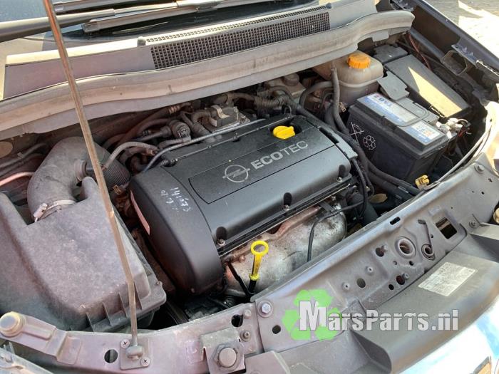 Opel Zafira 1.6 16V Vehículo de desguace (2007, Gris)