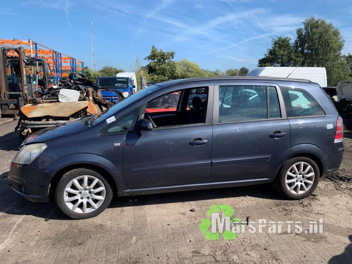 Opel Zafira 1.6 16V Vehículo de desguace (2007, Gris)